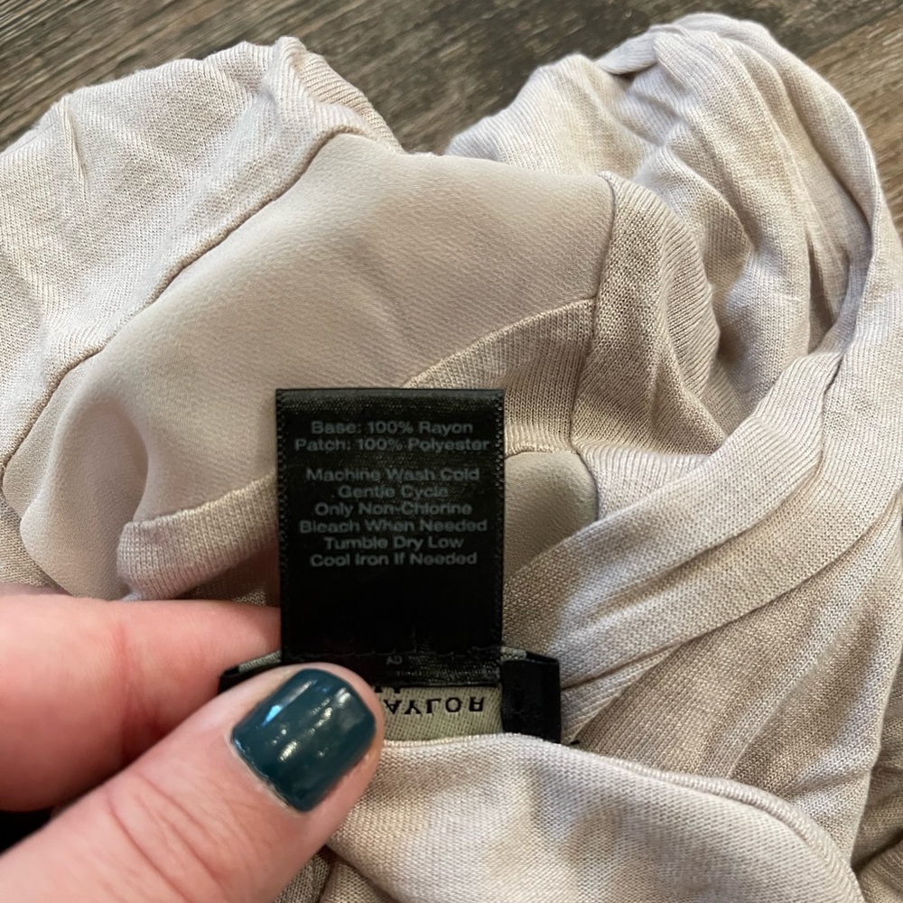 Ann Taylor 3/4 Sleeve Greyish-Lavender Top - Picture 4 of 4